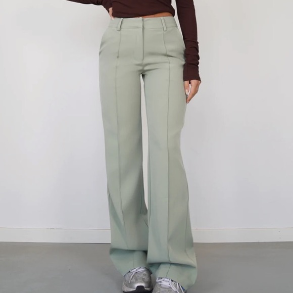 Venderbys Vera Wide Trousers - Picture 1 of 6